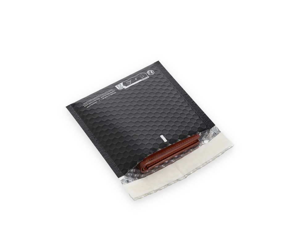 AIRMET-G18/18: 180 x 180 mm metallized envelope for shipments 13