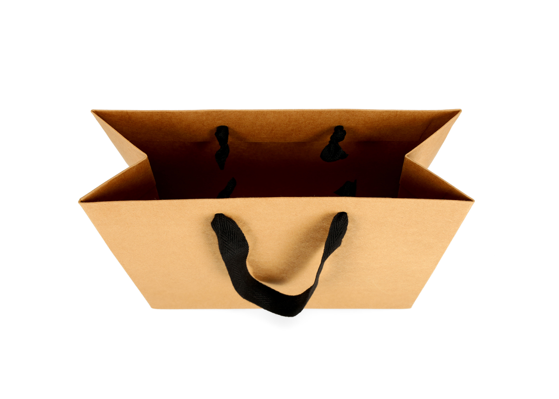 OMG-8: 450x150x350 mm Luxury paper gift bag with black integrated fabric handles 2