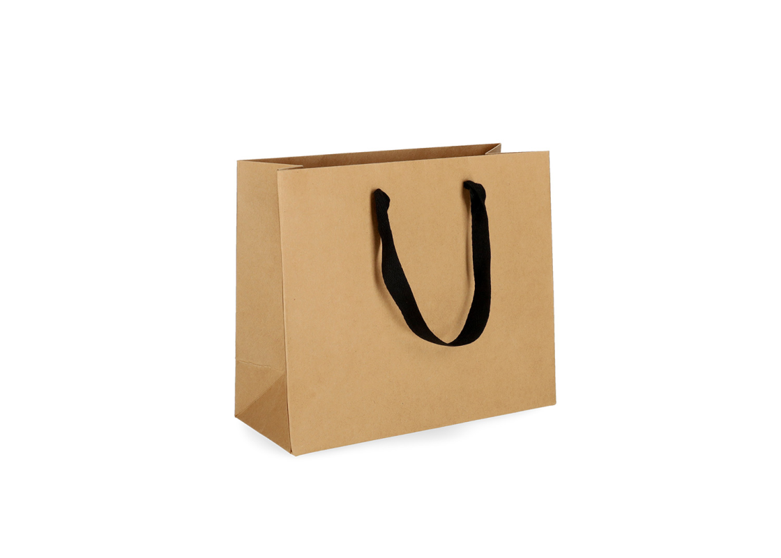 OMG-8: 450x150x350 mm Luxury paper gift bag with black integrated fabric handles 1