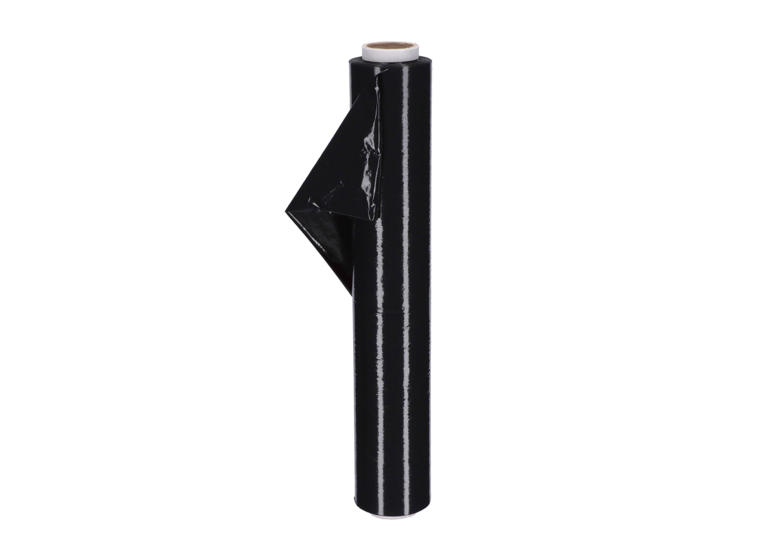 STR-4: 45 cm x 300 m 17 mk black stretch wrapping film 1